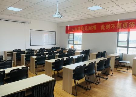 济南考研历下校区联系电话地址_面授课程安排及师资介绍